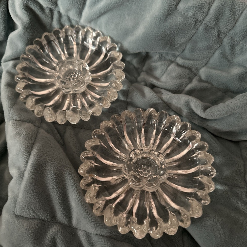 Pair 2 Vtg Crystal Clear Glass Sunflower Floral Taper Candle Holders Beaded Edge